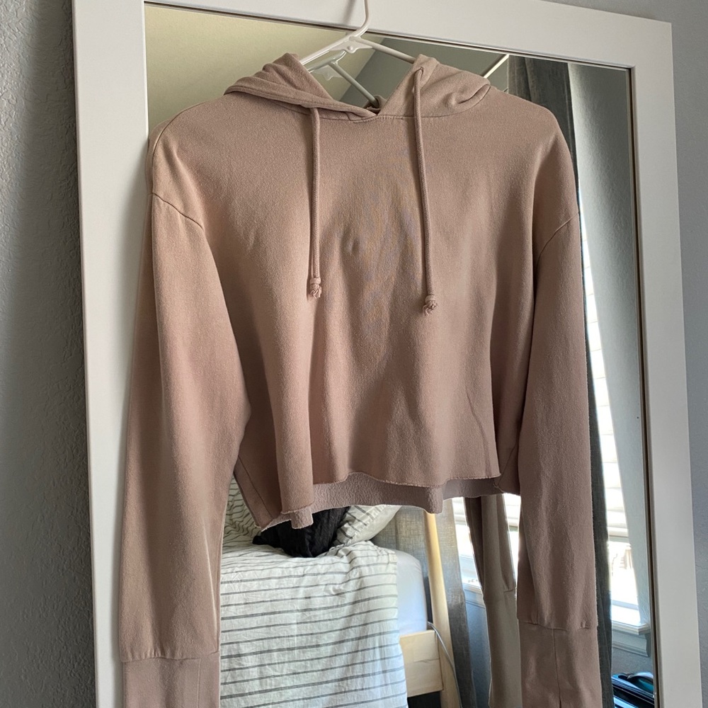 Cropped hoodie